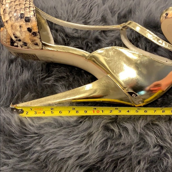 Michael Kors gold Heels *NEW* - Picture 8 of 8
